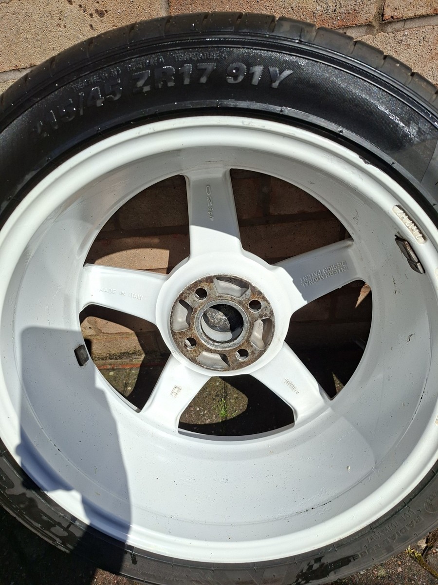 OZ Racing Record Alloy Wheels 7Jx17 4x100 with Ecsta PS71 Tyres