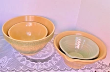 Over & Back VTG Yellow Ware Mixing Bowl Lot Set of 4 Stackable Farmhouse EUC