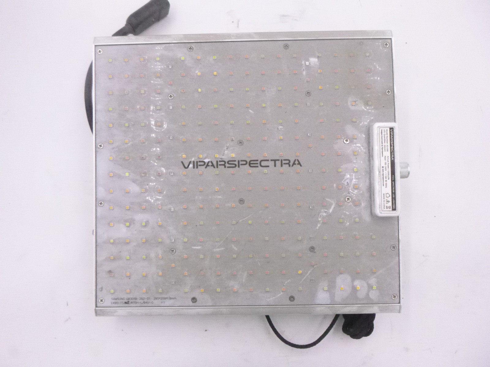With Xlg-150-h-ab Power Supply