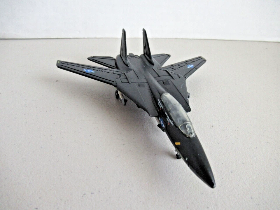 MAISTO 1:150 Grumman F-14 Tomcat US NAVY VX-4 1997 DE COLECCIÓN Capt. Phil Howard Foto 2 de 4