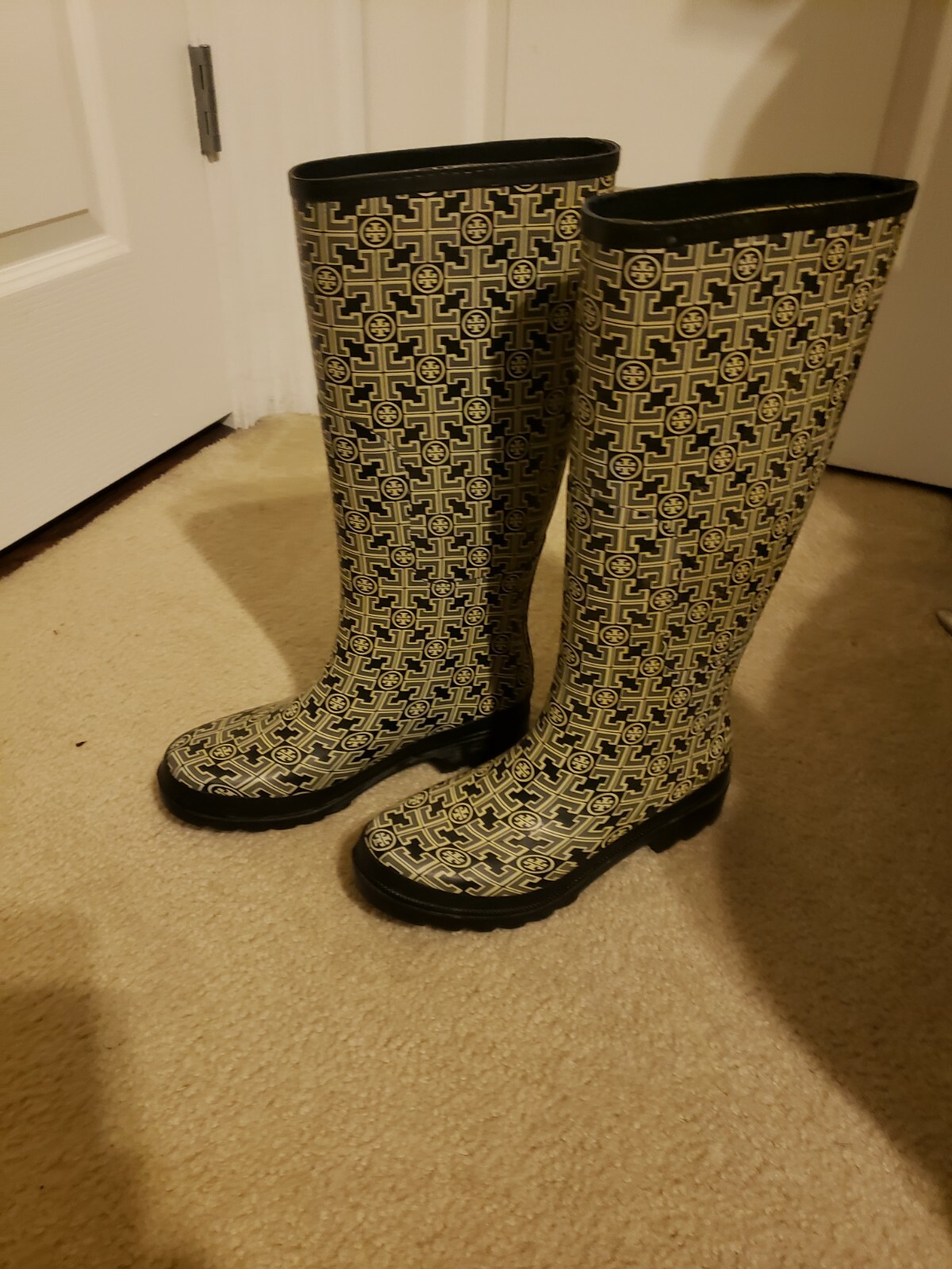 tory burch rain boots amazon