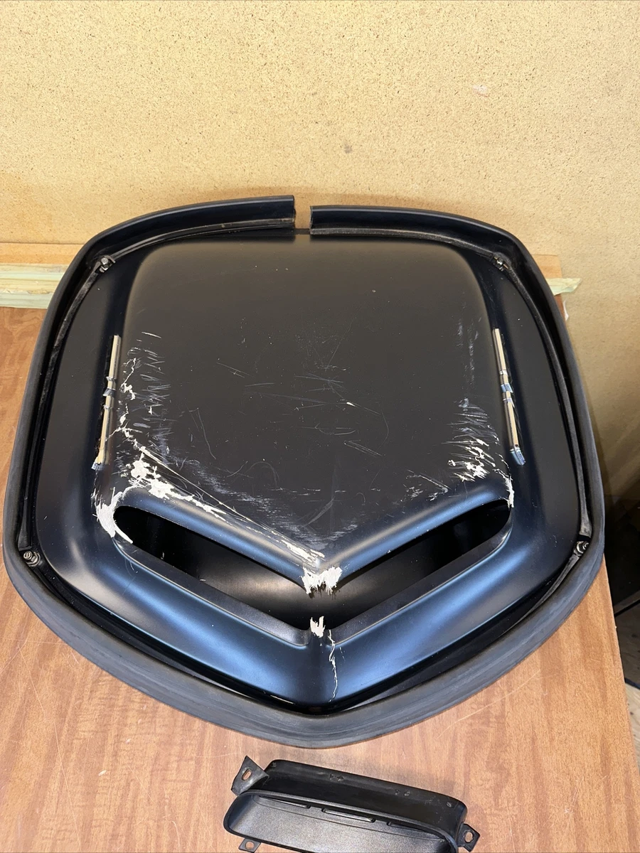 Genuine Mopar Plate 68233366AB/SHAKER HOOD SCOOP68233364AB/ Come W 