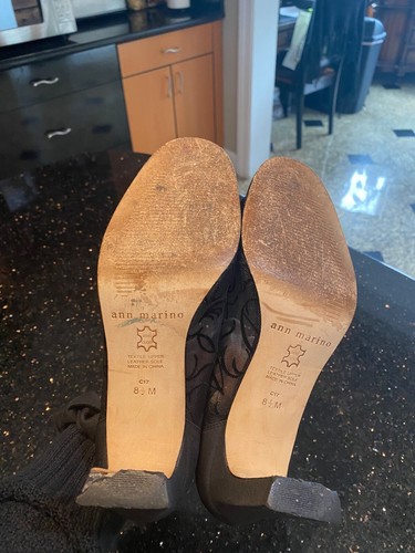 Ann Marino Women's Black Sheer Lace Open Toe Square Heel Pumps Sz 8.5M, EUC - Picture 5 of 6