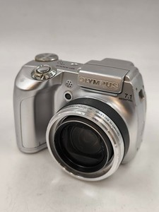 Olympus SP-510UZ 7.1MP Digitalkamera Silber - Defekt Für Ersatzteile