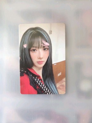 Dreamcatcher YOOHYEON 'Apocalypse: Follow Us' VISION Album Selfie Photocard