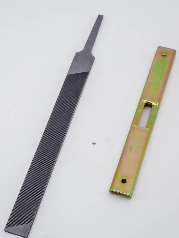 MOTOSIERRA FORESTER .025 RAKER HERRAMIENTA DE CALIBRE DE PROFUNDIDAD Y LIMA PLANA Foto 3 de 4