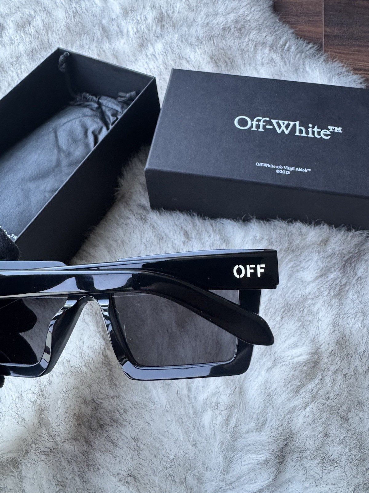 Off-White Windsor Sunglasses Unisex | Black | OW Eyeglasses RRP £245 image 4