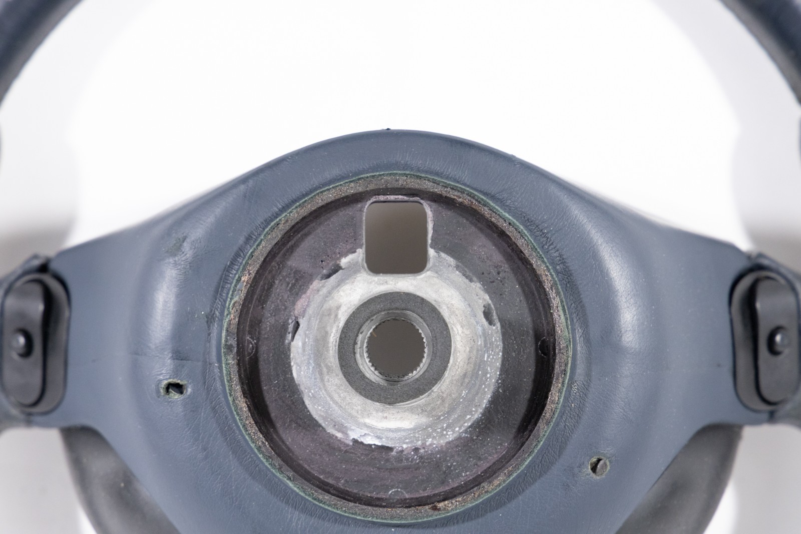 Used 2003-2007 Maserati M139 Quattroporte Steering Wheel in Navy Blue
