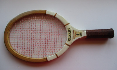 Vintage YAZAKI Paddle Racket Victory Model model Deluxe Japan * The Peace Sign *
