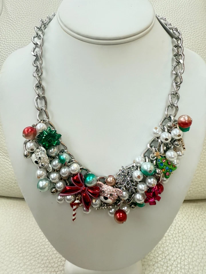 Новый с Ярлыками BETSEY JOHNSON серебристого тона праздничный праздник Рождество безделушки нагрудник ожерелье - Изображение 4 из 4