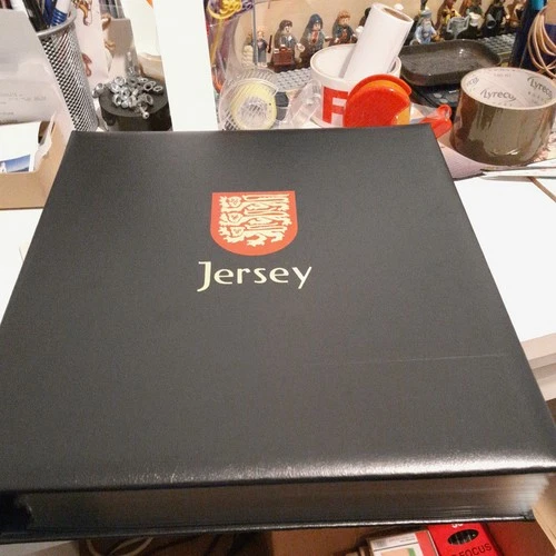 Jersey First Day Cover collection in davo album 1987 - 1998 90 stamp +2 £5 Coins
