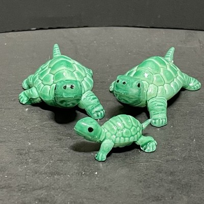 Celluloid Plastic Turtle Father + Mother + Baby Hong Kong Vintage
