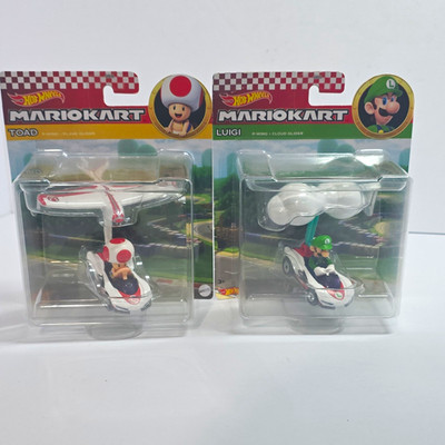 Hot Wheels Mario Kart 1:64 Diecast Toad & Luigi P-Wing Gliders Unopened