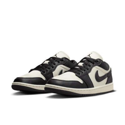Nike WMNS Air Jordan 1 Low パンダFB9893-101 s-l400.jpg
