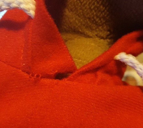 E.T Extra Terrestrial weiches Plüschtier in roter Hoodiejacke. 11" Plüschtier. - Bild 9 von 9