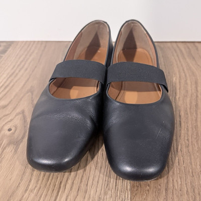Vagabond Women s Black Mary Jane Flats Square Toe Faux Leather Size 7
