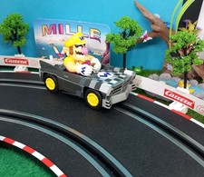 Voiture pour circuit Carrera GO Mario kart "Wario"