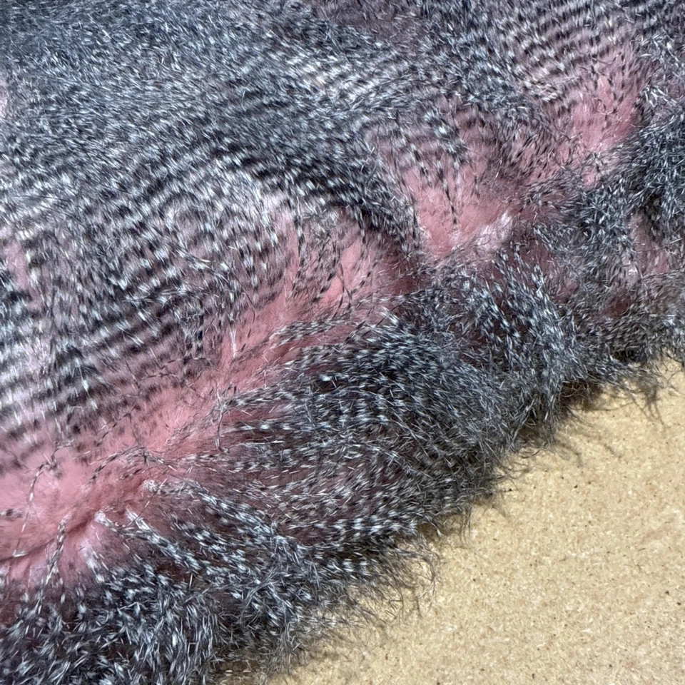 Fantasia remanescente de pele sintética tecido pilha longa cinza preto rosa 114x58 - 6 lb - Imagem 2 de 4