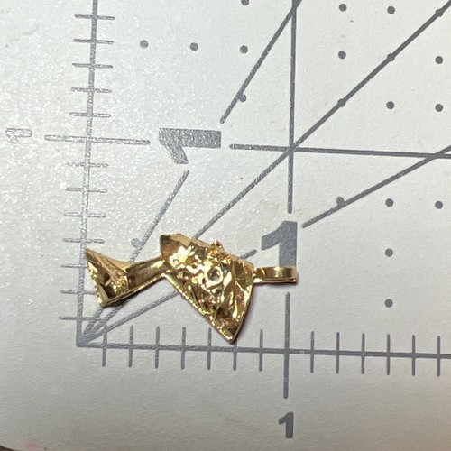 Vintage Egyptian Nefertiti Pendant Charm NOS Gold Tone - Picture 4 of 4