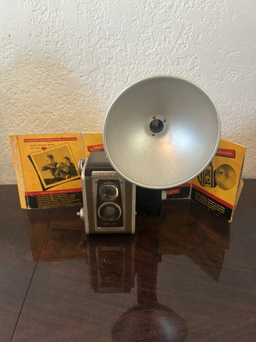 Nice Vinyage Kodak Duaflex II Film Camera W/ Box