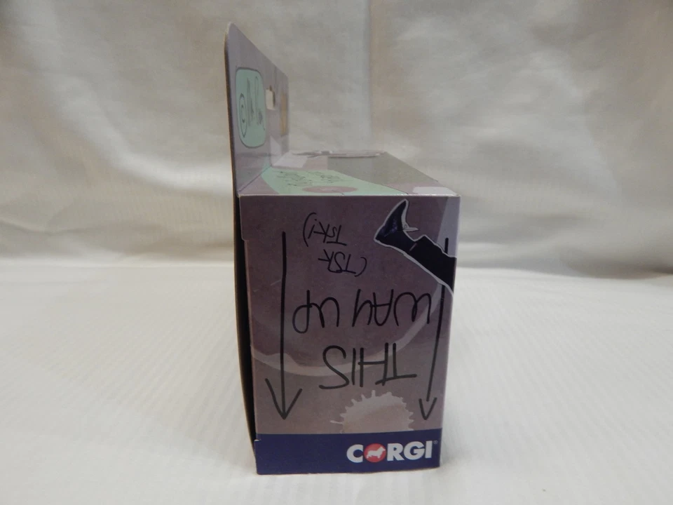 CORGI MR BEANS MINI 30 YEARS OF MR BEAN CC82115 BNIB 1:36 - Image 4 of 4