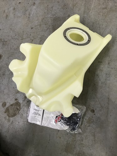 IMS Products Gas Tank fuel 2.7 Gallon Kawasaki 2012 -2015 KX450F oversized - Picture 6 of 7