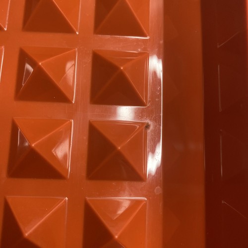Tupperware Meat Keeper Containers Storage (Lot Of 2) w/ Lids 1292-8 Paprika Red - Picture 3 of 9