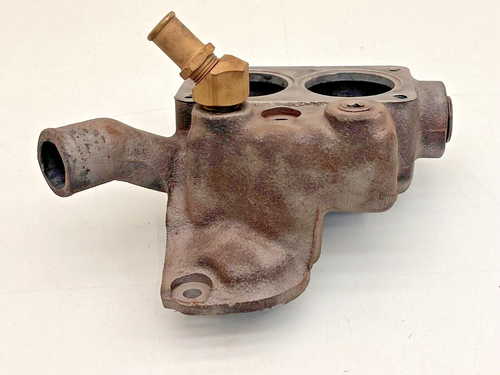 77-91 Ford F600 F700 370 V8 Lower Dual Thermostat Housing - Picture 4 of 8
