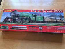 Hornby The Flying Scotsman 00 Gauge Train Set Trakmat R1167 1600mm x 1280mm
