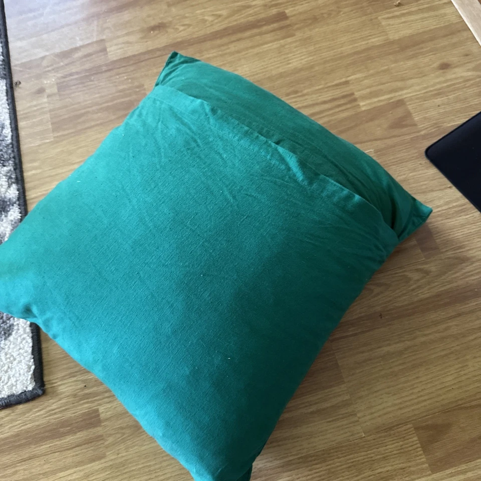 Funda de almohada decorativa Pottery Barn Pickstitch 18x18 verde Foto 4 de 4