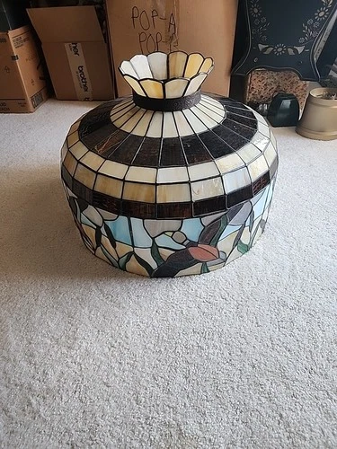 1970 Vintage Tiffany Style Stained Glass Lamp Hanging Light Ducks/Swamp Design