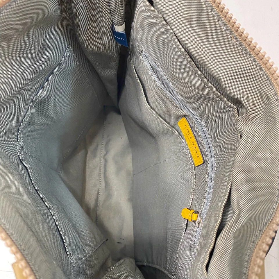 Mochila Cole Haan Grandseries Foto 4 de 4