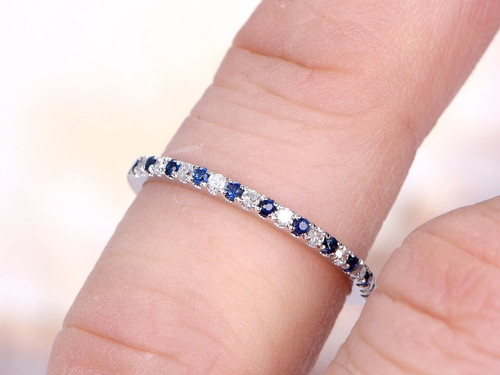 Anillo de compromiso redondo de diamantes y zafiros naturales de 0,45 quilates de oro blanco de 14 quilates talla 7 - Imagen 6 de 9