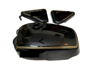 Norton Commando Roadster Painted Black Petrol Tank + 850 Side Panel