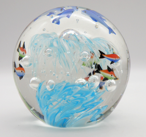 Art Glass Aquarium Dolphin Ocean Fish Bubbles Paperweight 4.5" Sphere Orb - Picture 2 of 11