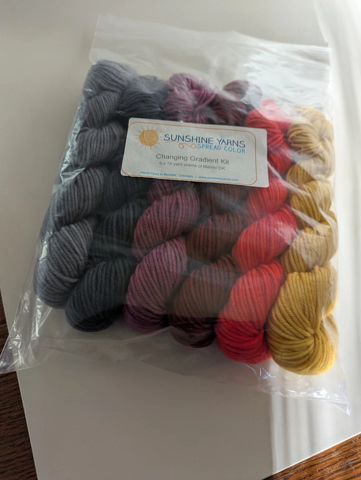 Kit de degradado cambiante de hilos Sunshine 6x75 yardas/100 gm teñido a mano SW Merino DK Foto 2 de 2