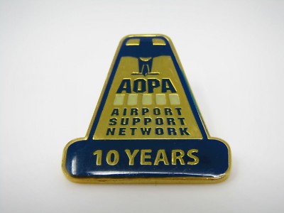AOPA Airport Support Network 10 Year Service Lapel Hat Pin Aviation Pilot Badge