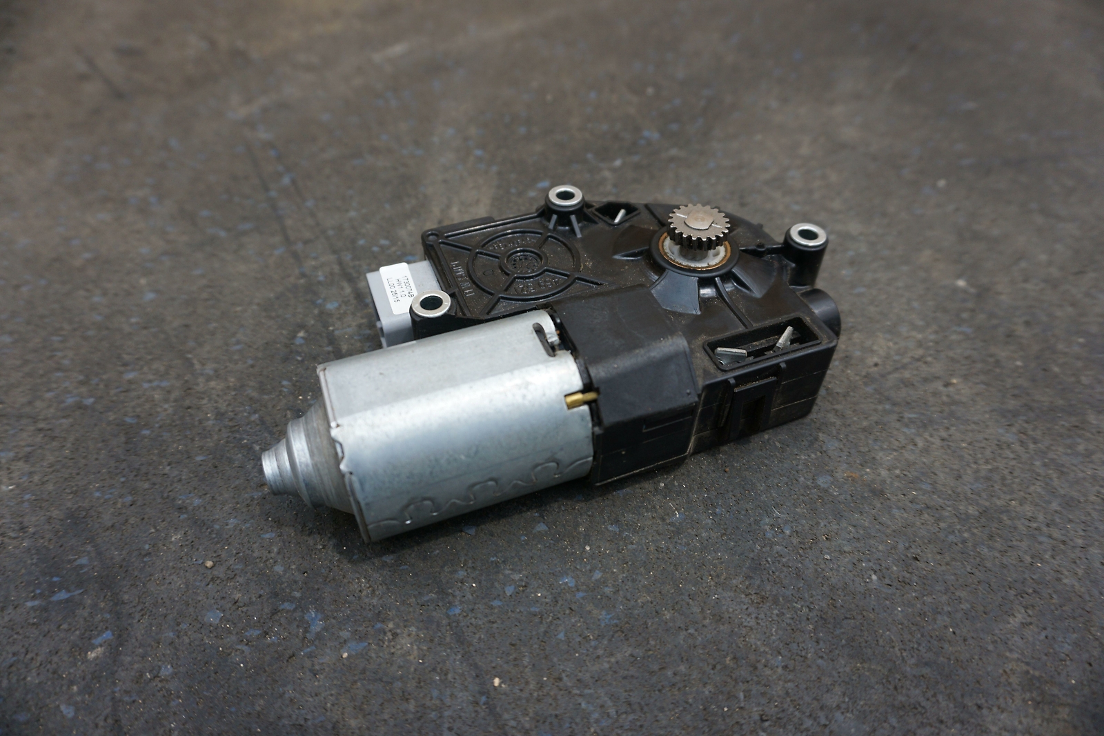 Rear Window Drive Motor OEM 1729280B McLaren 650S Spider 2016