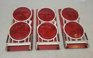 VINTAGE ANTHES 1950 1960'S ROADSIDE FLARES REFLECTORS EMERGENCY KIT IN METAL BOX