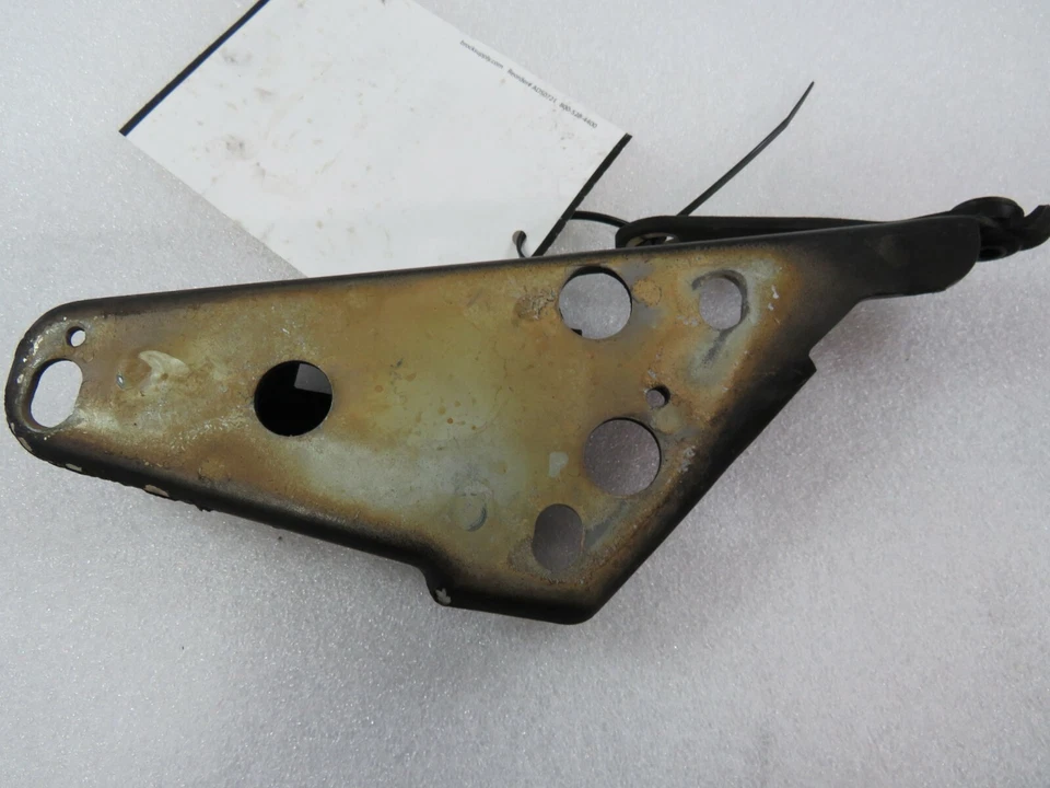 Ferrari 612 Scaglietti, derecha, bisagra capó, usado, P/N 67159800 Foto 4 de 4