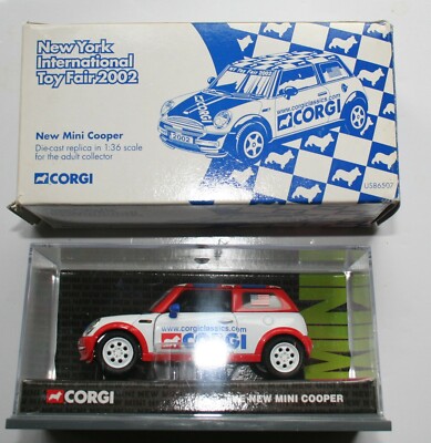 CORGI 2002 NEW YORK TOY FAIR MINI COOPER COLLECTOR CAR 1:36
