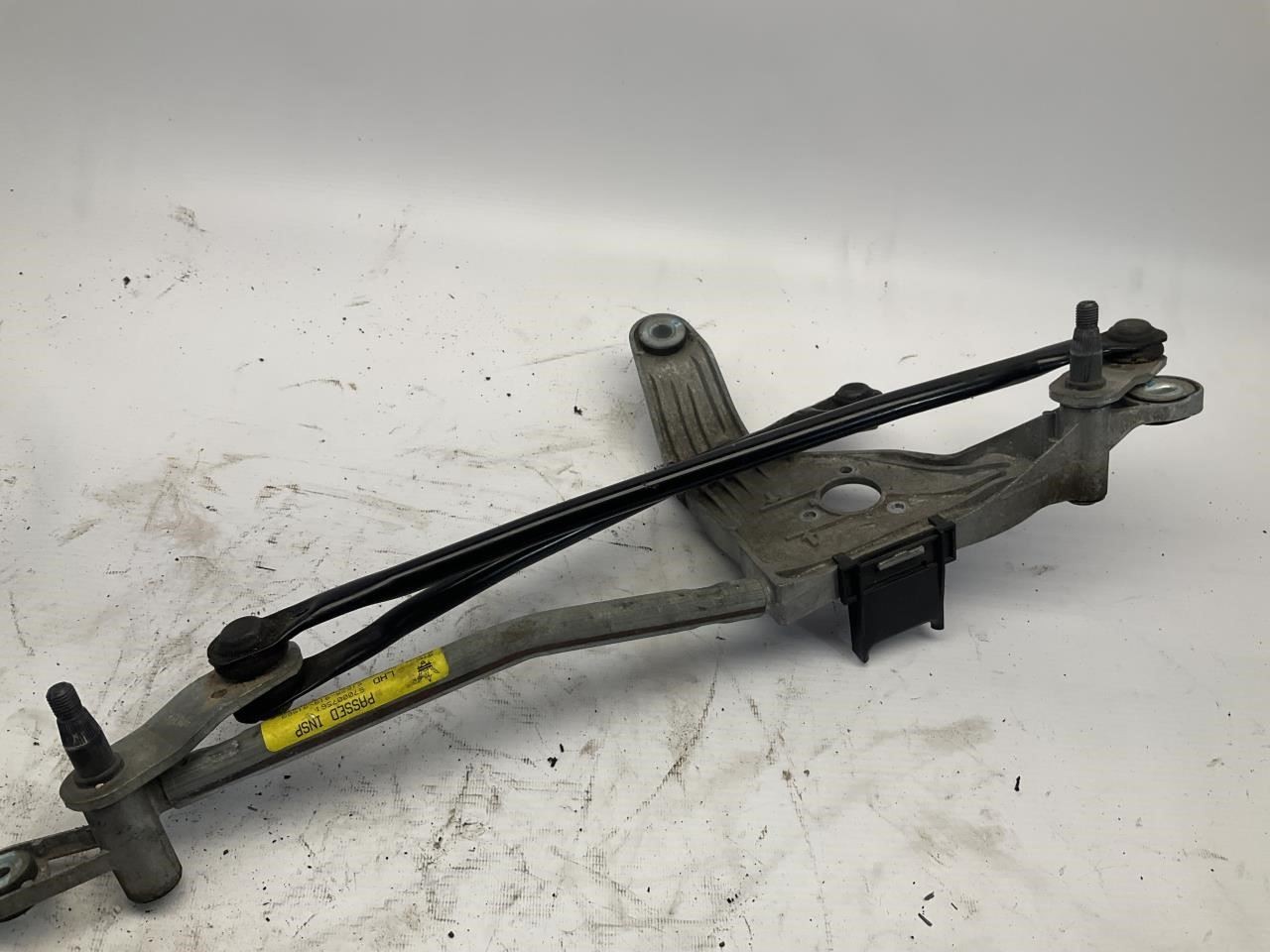 14-19 Maserati Ghibli SQ4 Windshield Wiper Transmission Linkage Q