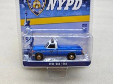 ·Green Light 1:64 1991 Ford F-250- New York City Police Department gifts toys