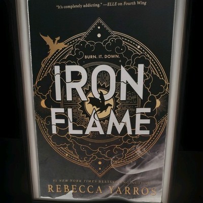 Empyrean Series Burn it Down: Fourth Wing, Onyx Storm, Iron Flame Rebecca Yarros