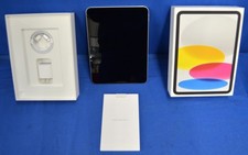 Apple iPad 2022 10.9-inch Wi-Fi, 64GB, Silver, 10th Generation Includes Box 