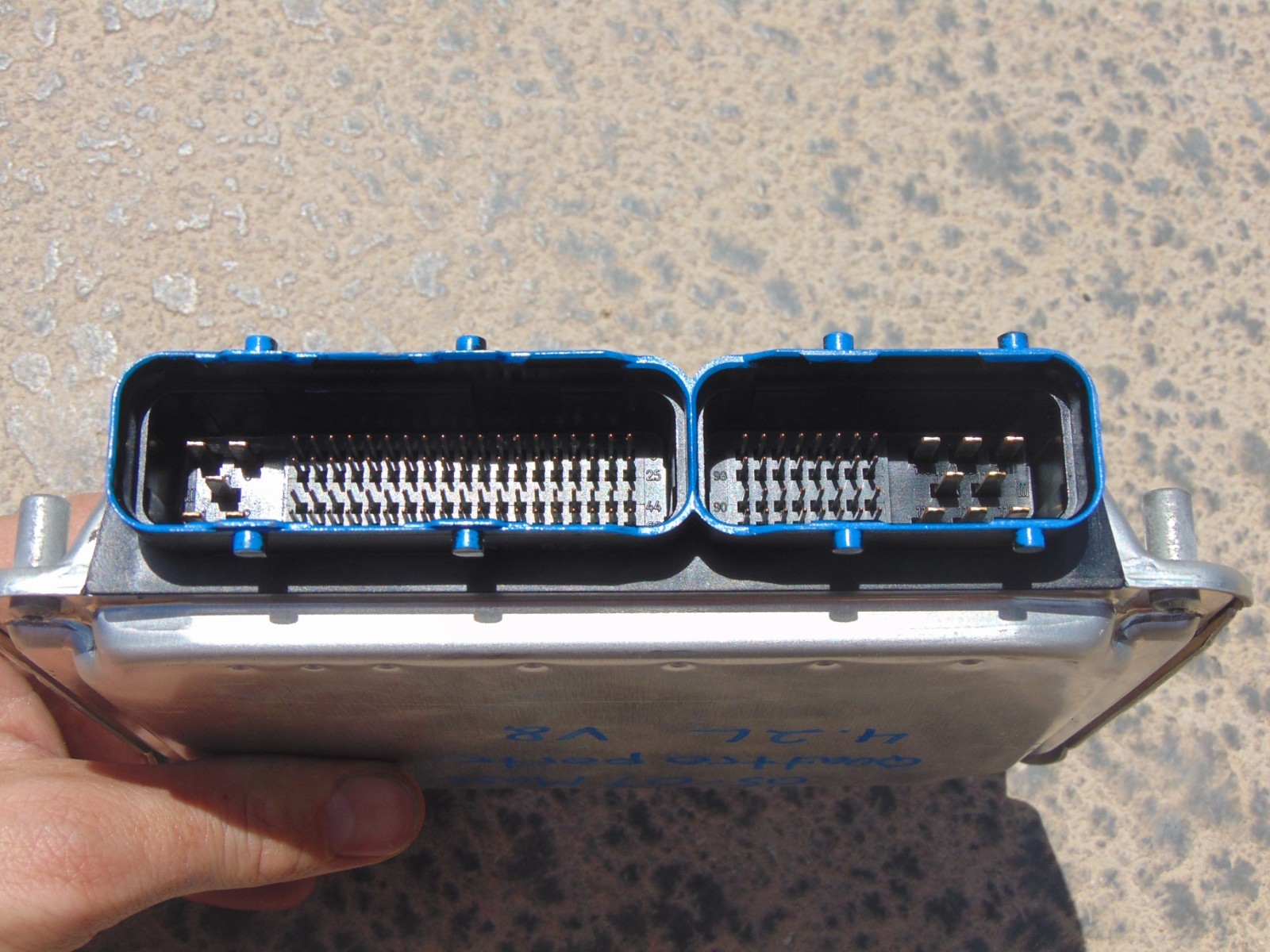 05-07 Maserati Quattroporte M139 4.2L ECU Engine Control Module 198428 OEM