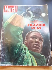 1971 Paris Match Frazier Clay Fight Of The Century Boxing Magazine Ali Vintage