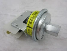 CARRIER BRYANT HK02LB008 HONEYWELL GFS3451-4036  LP GAS   PRESSURE SWITCH