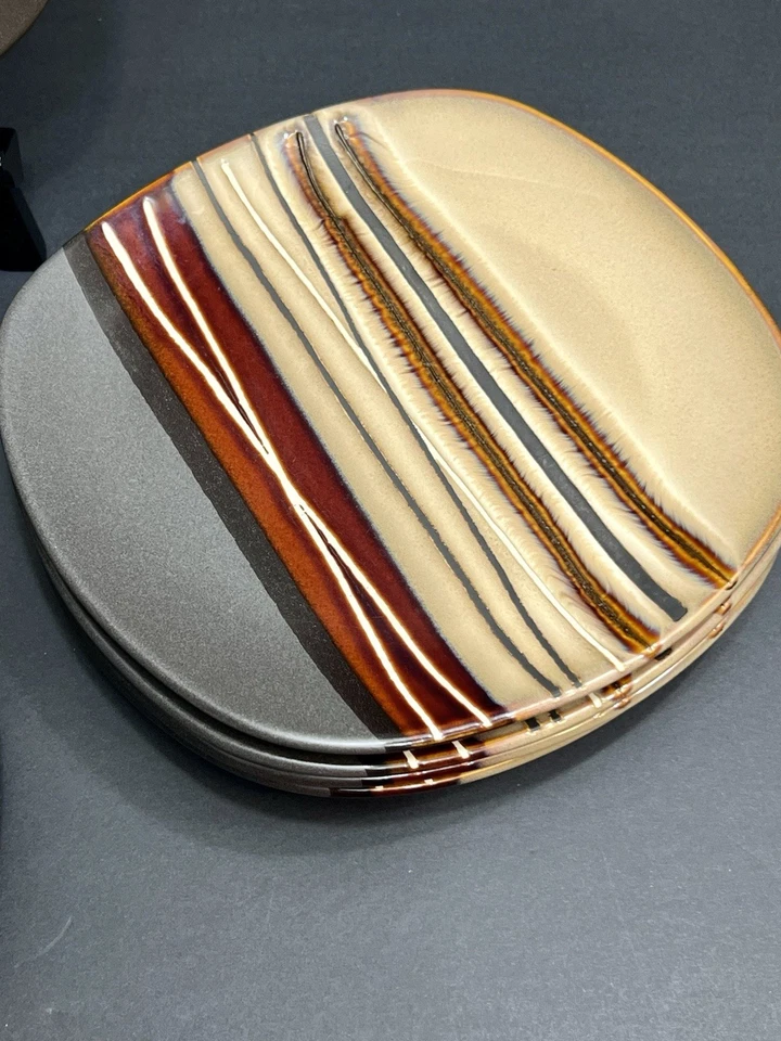 8 Pc Better Homes and Gardens (4) Dinner Plates & (4) Salad Plates GUC - Image 4 of 4