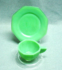 Vintage Akro Agate Child's Octagon Tea Cup  Saucer Jadite Green 2